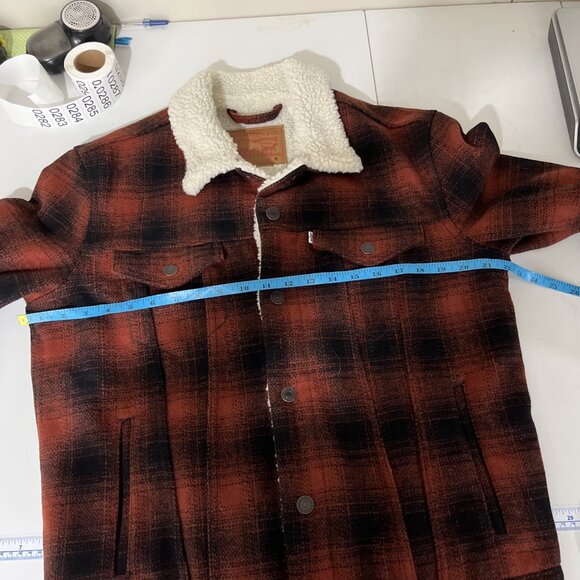 Levis NWT Plaid Sherpa-Lined Snap Jacket Men's Size M - Picture 11 of 13